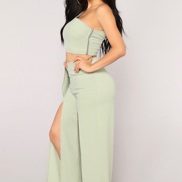 💕Fashion Nova 2-Piece Slit Casual Pants Set💕 - Picture 4 of 8
